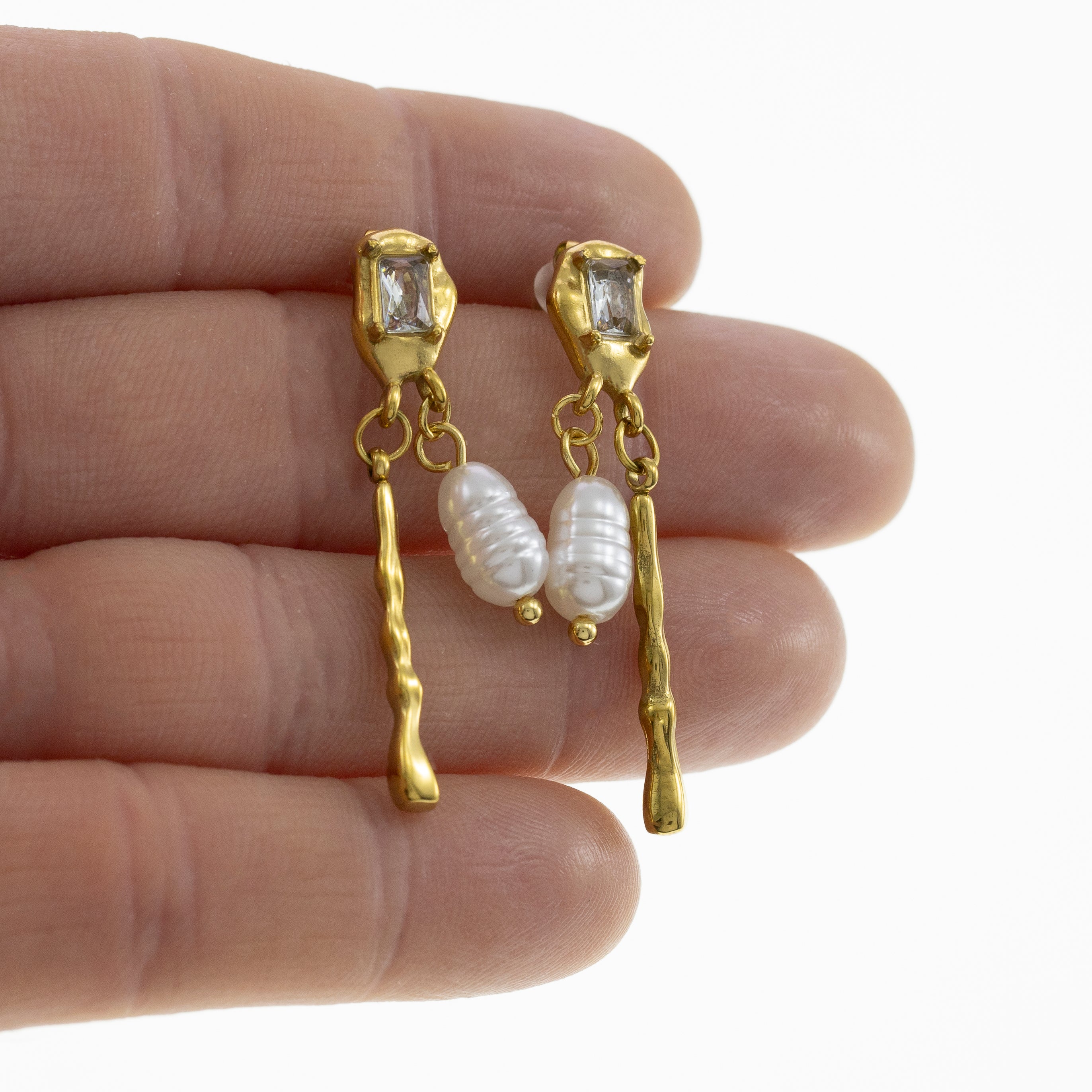 Arete largo perla colgante 40mm