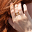 Anillo ancho ajustable con silueta de mariposa 11mm