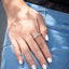 Anillo entrelazado con circonias 4mm