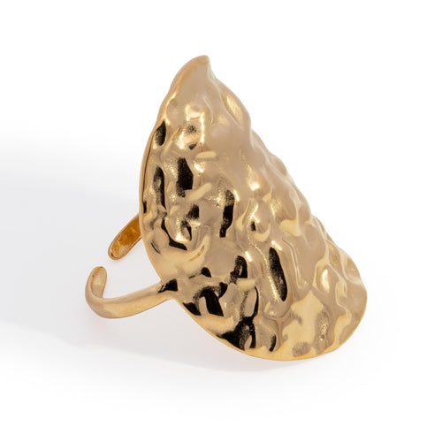 Anillo ajustable ovalado con textura martillada 28mm