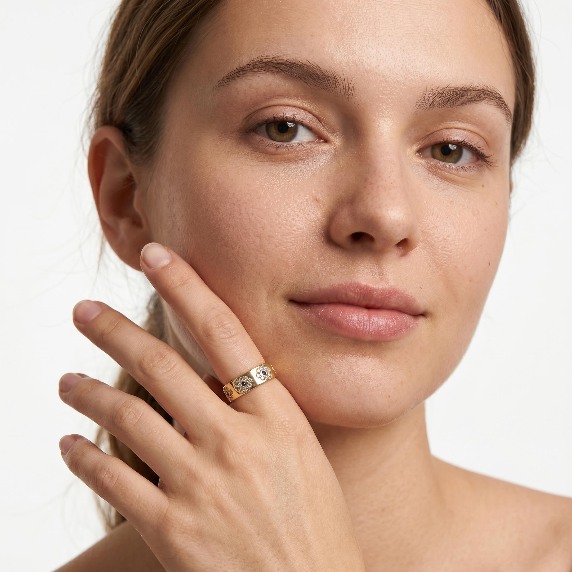 Anillo ajustable ojitos con cristales 5mm