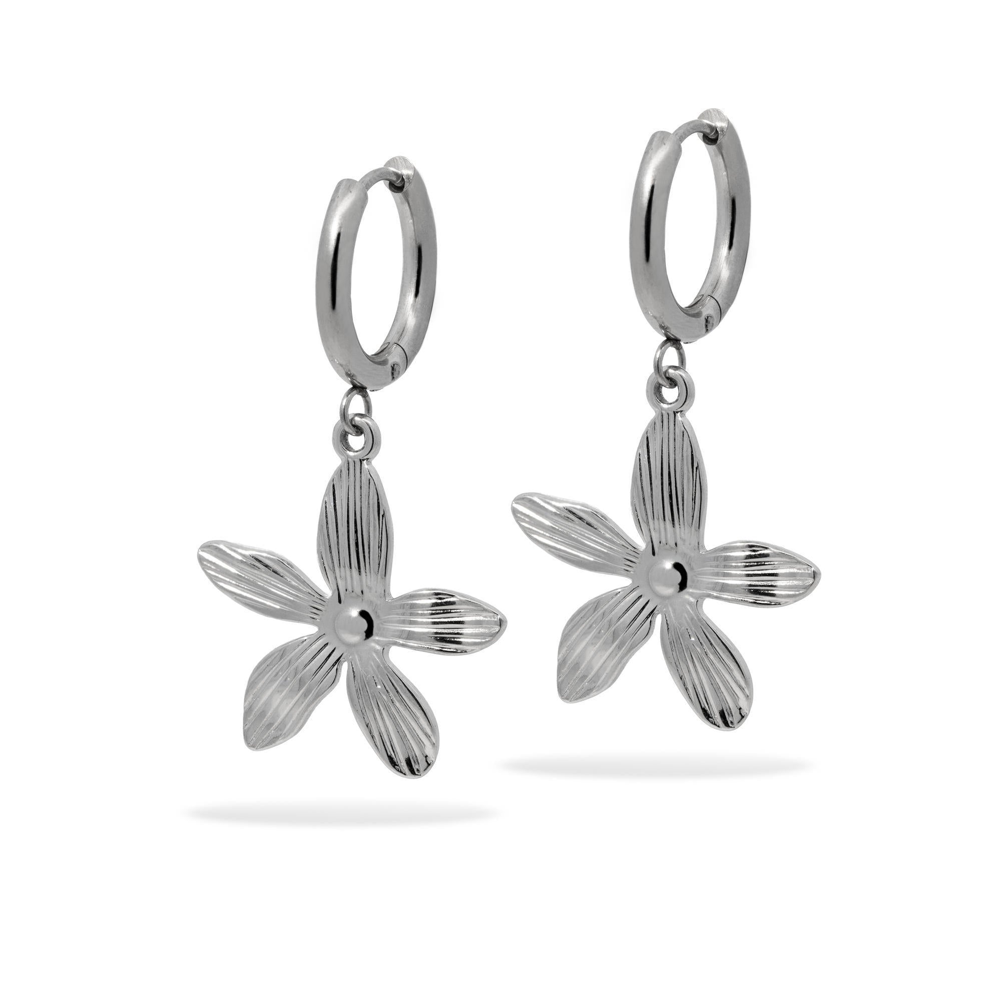 Arete con flor colgante 44mm