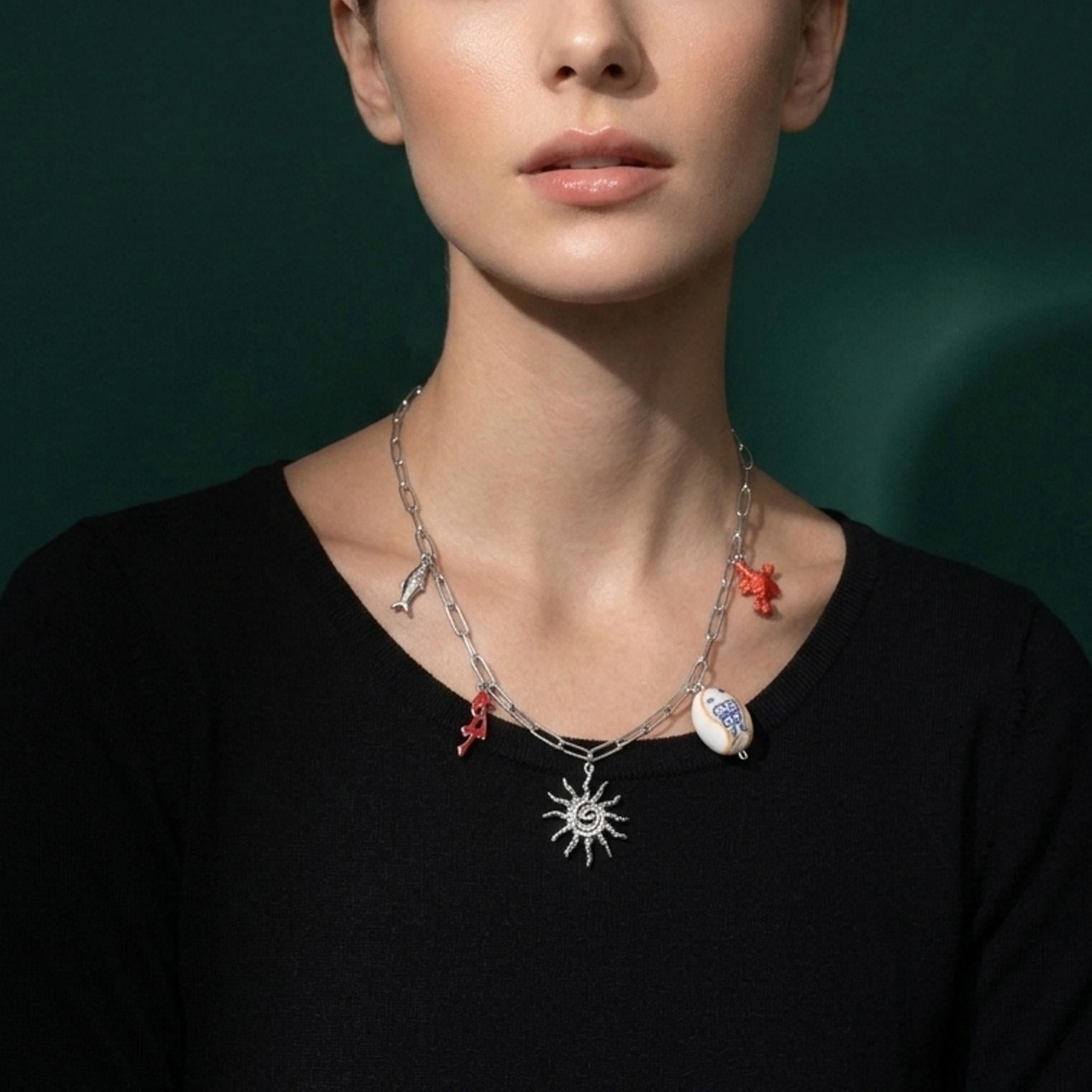Collar eslabon largo dijes animales marinos colgantes esmaltados y cristales 50-55cm
