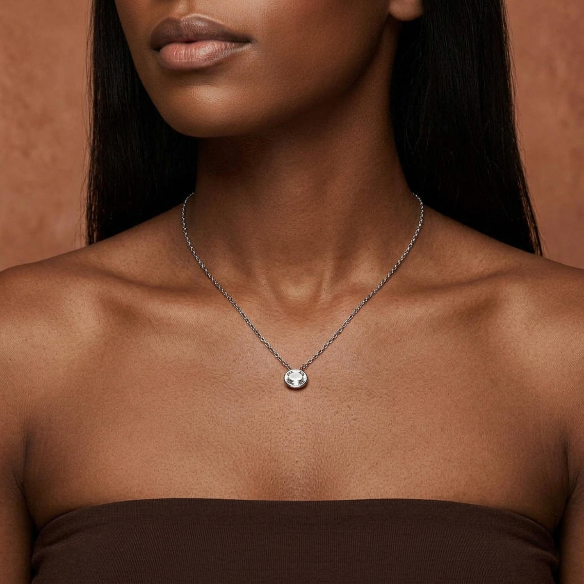 Collar con dije de cristal ovalado 50-55cm