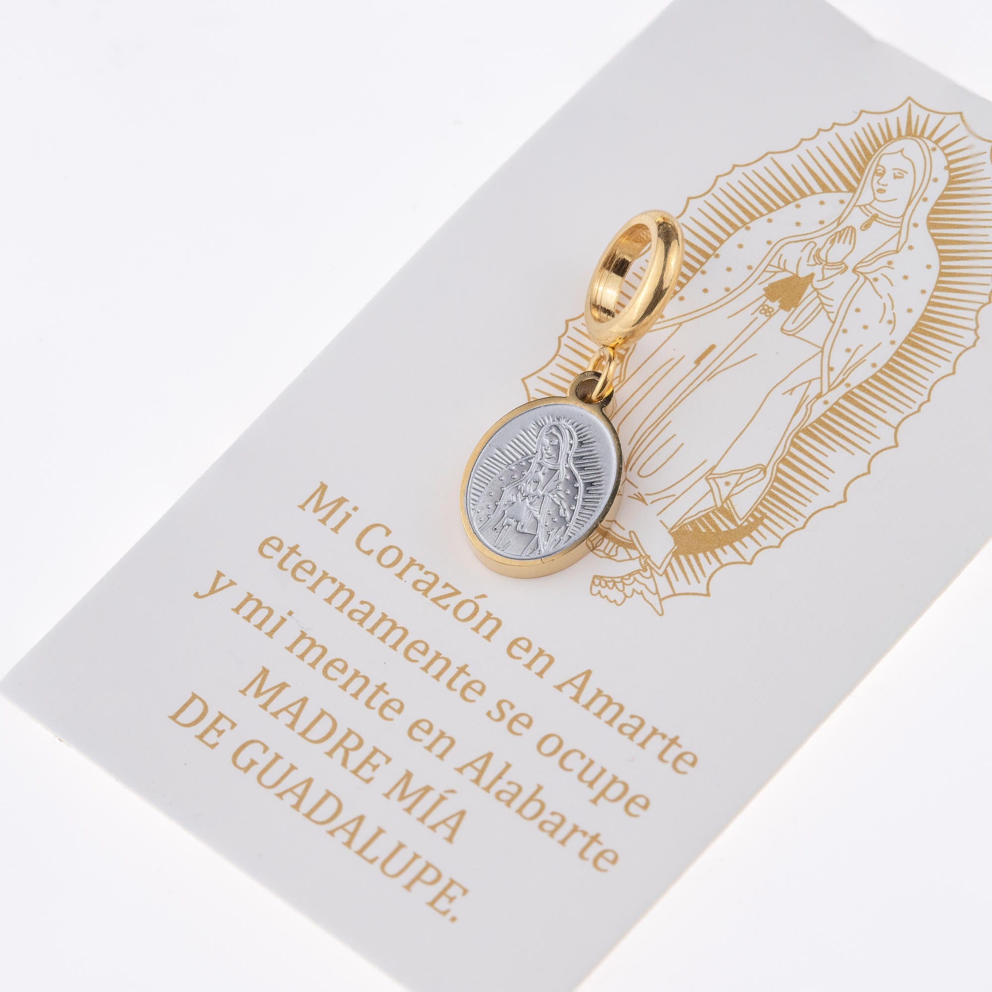 Charm de medalla ovalada virgen de guadalupe 10mm