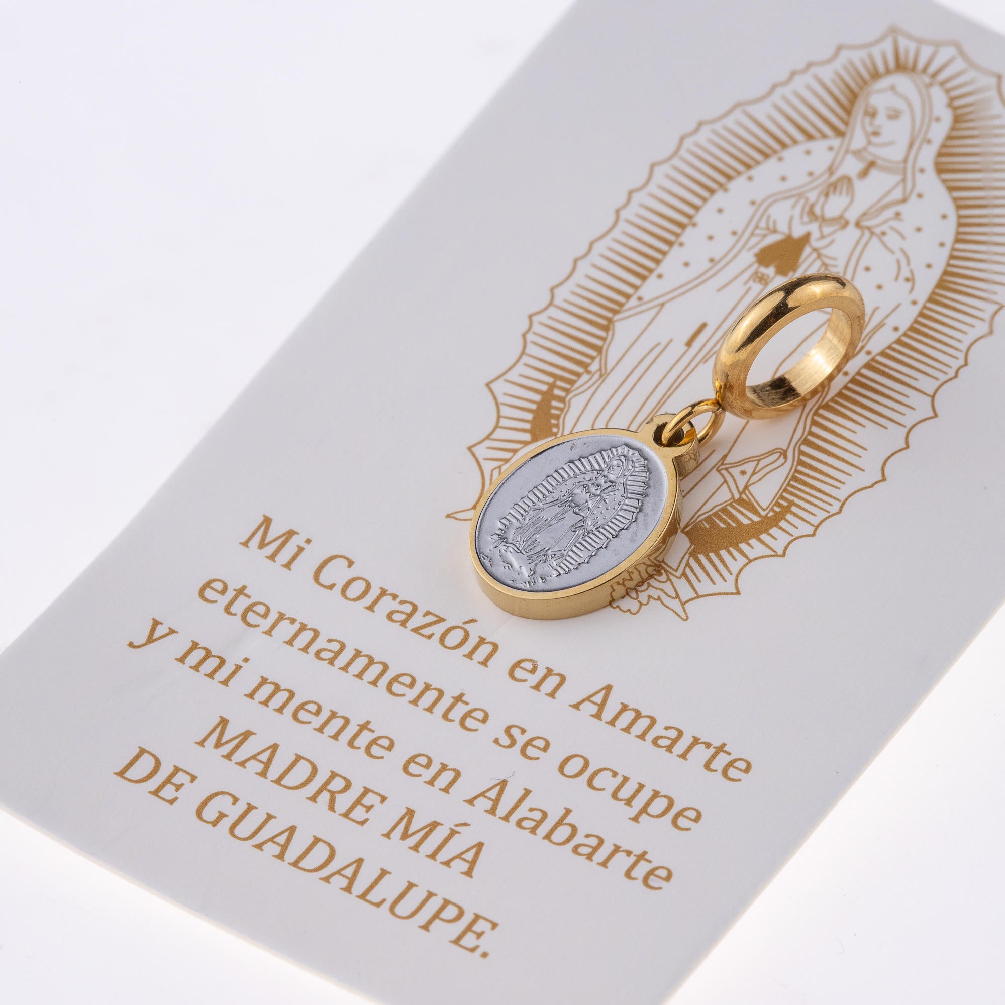 Charm medalla ovalada virgen de guadalupe 10mm