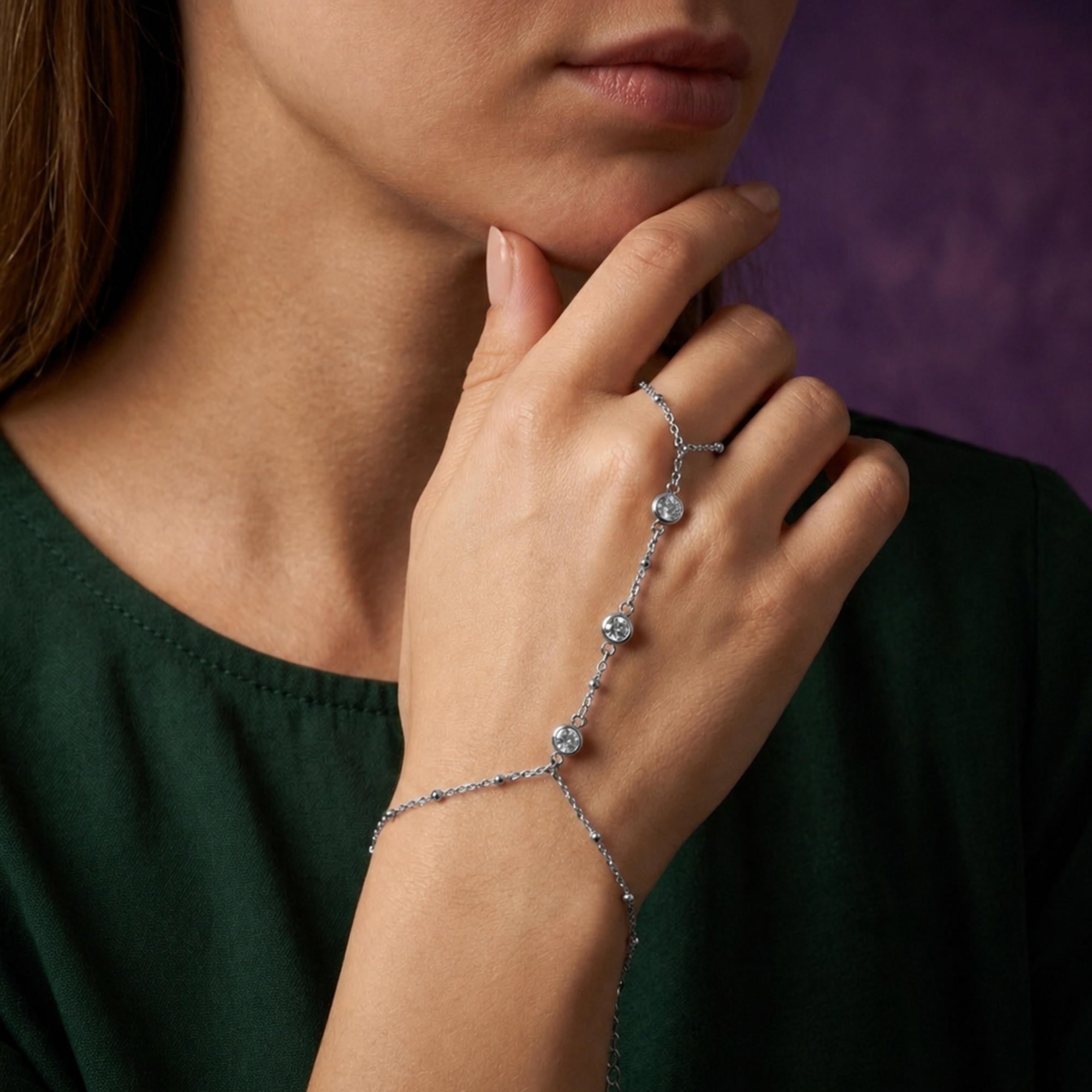 Pulsera con balines circonias y anillo enlazado en cadena 23-27cm