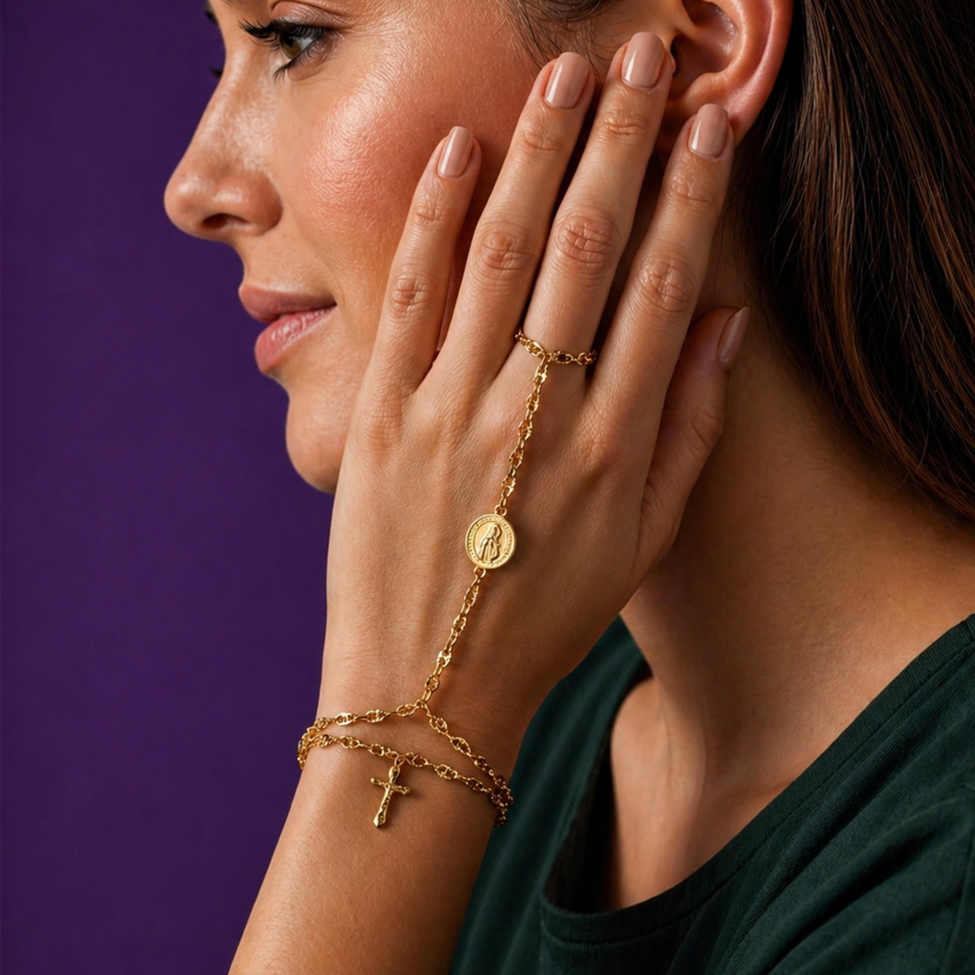 Par de pulseras con Cruz Virgen Maria en Oracion y anillo enlazado en cadena 15cm