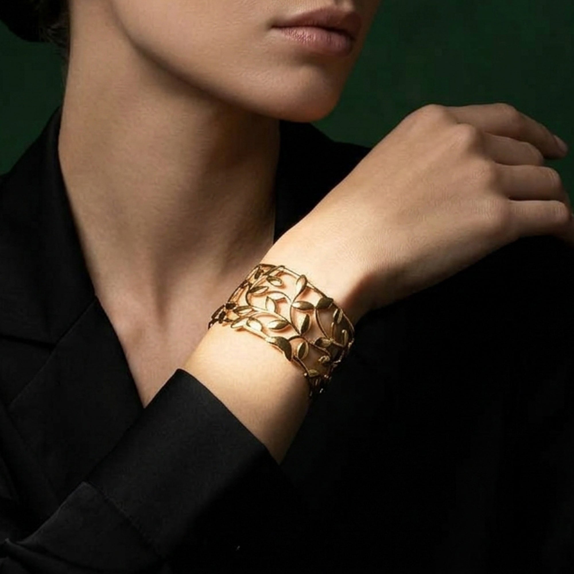 Brazalete ajustable de ramas lisas 42mm