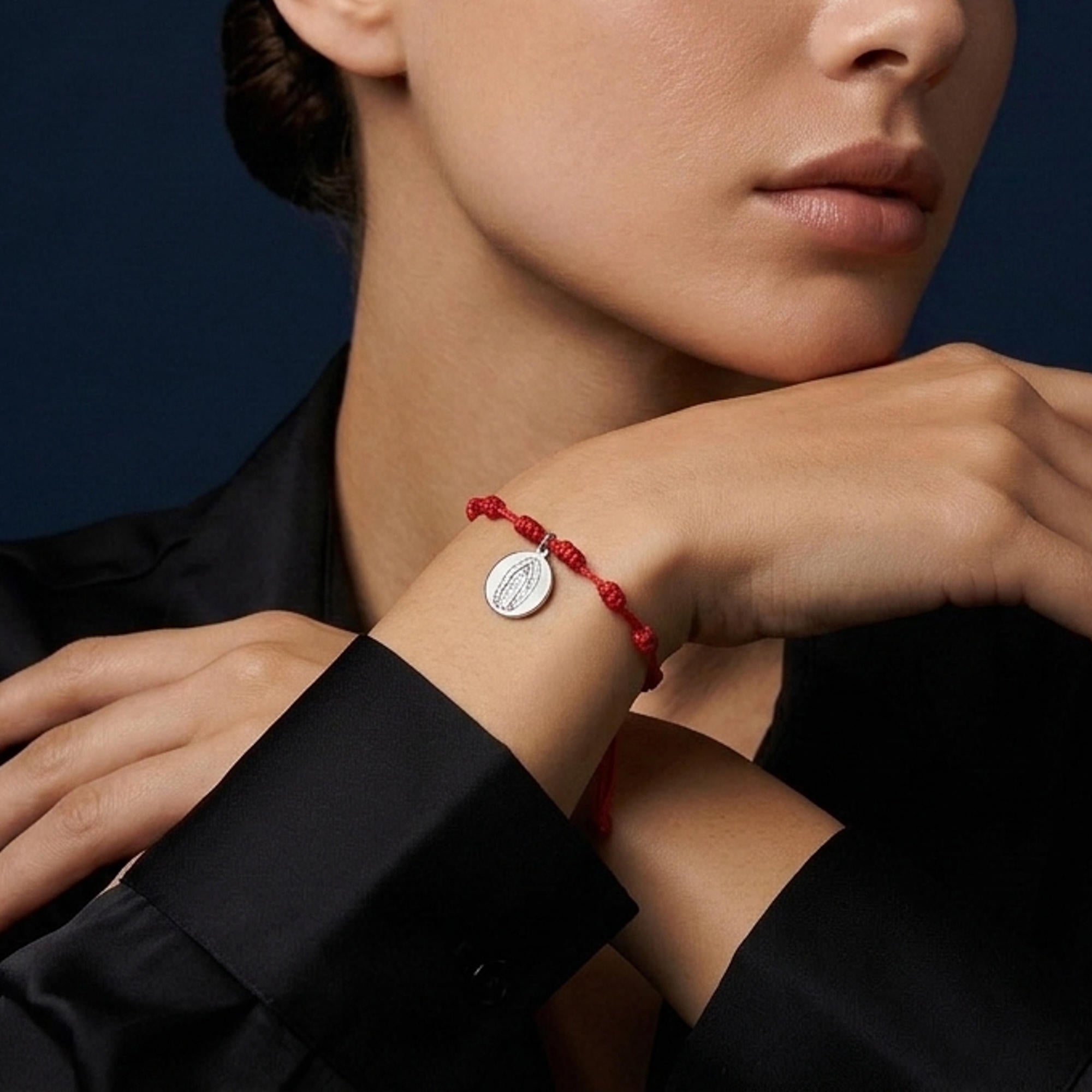 Pulsera ajustable de hilo nudos dije San Benito colgante 20mm