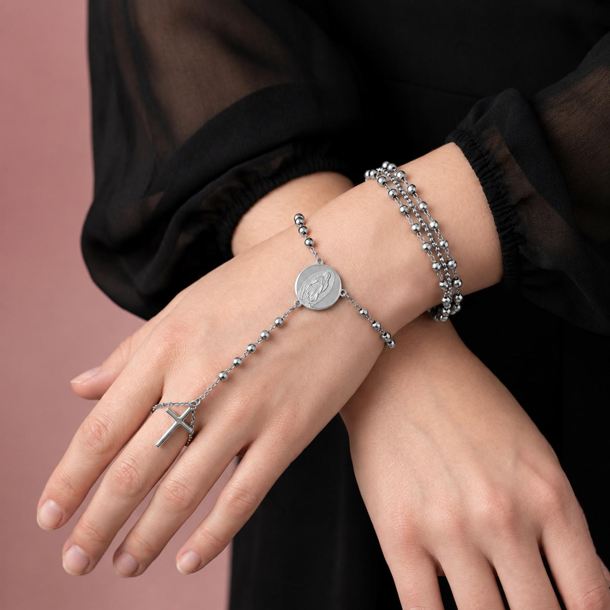 Set de 2 pulseras anillo enlazado Virgen Cruz 20cm  y pulsera de 3 cadenas 17-22cm
