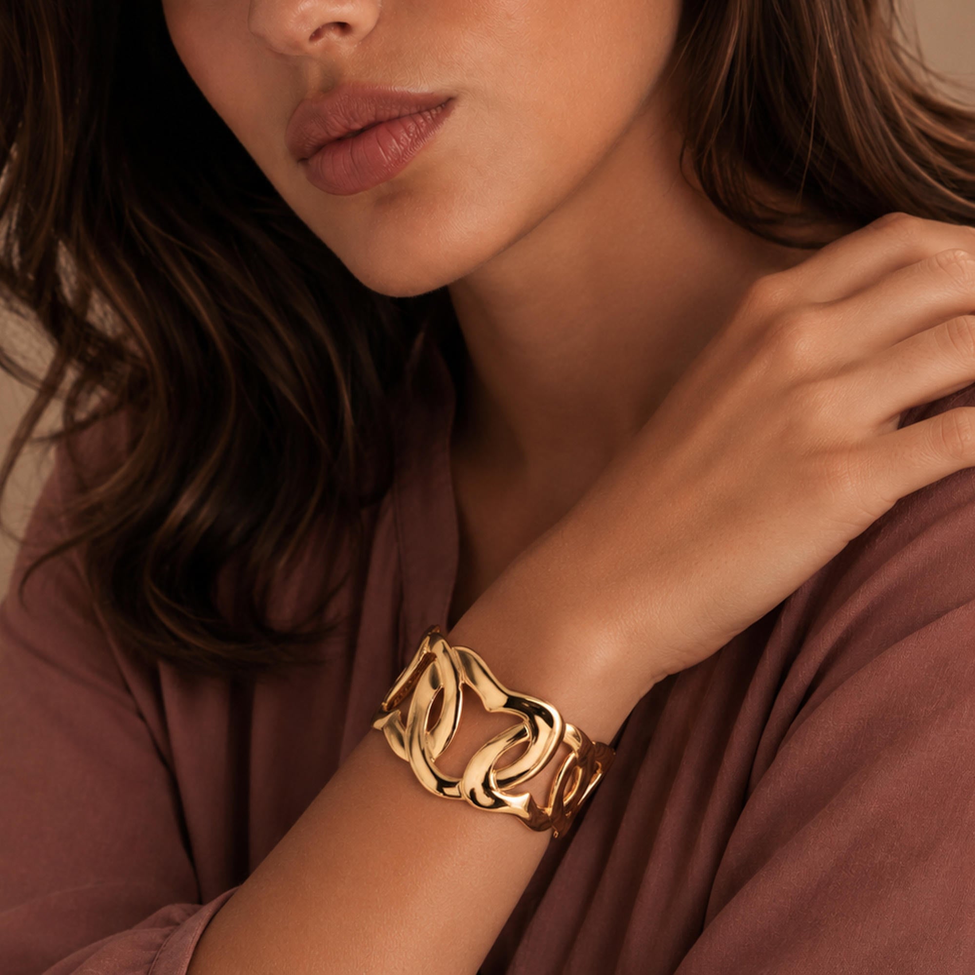 Brazalete ajustable silueta de corazon 28-44mm