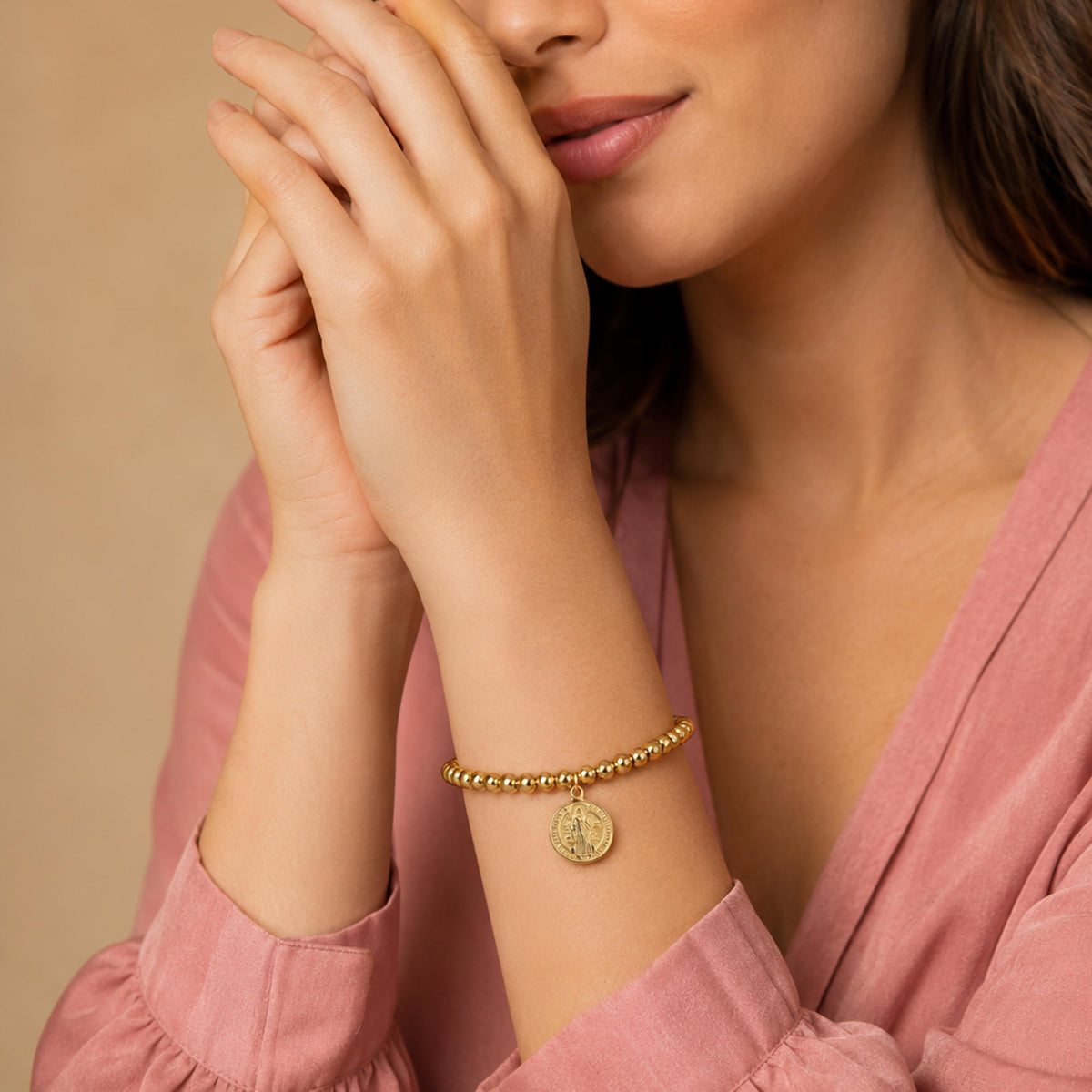 Pulsera ajustable balines 4mm con Medalla colgante San Benito 12mm