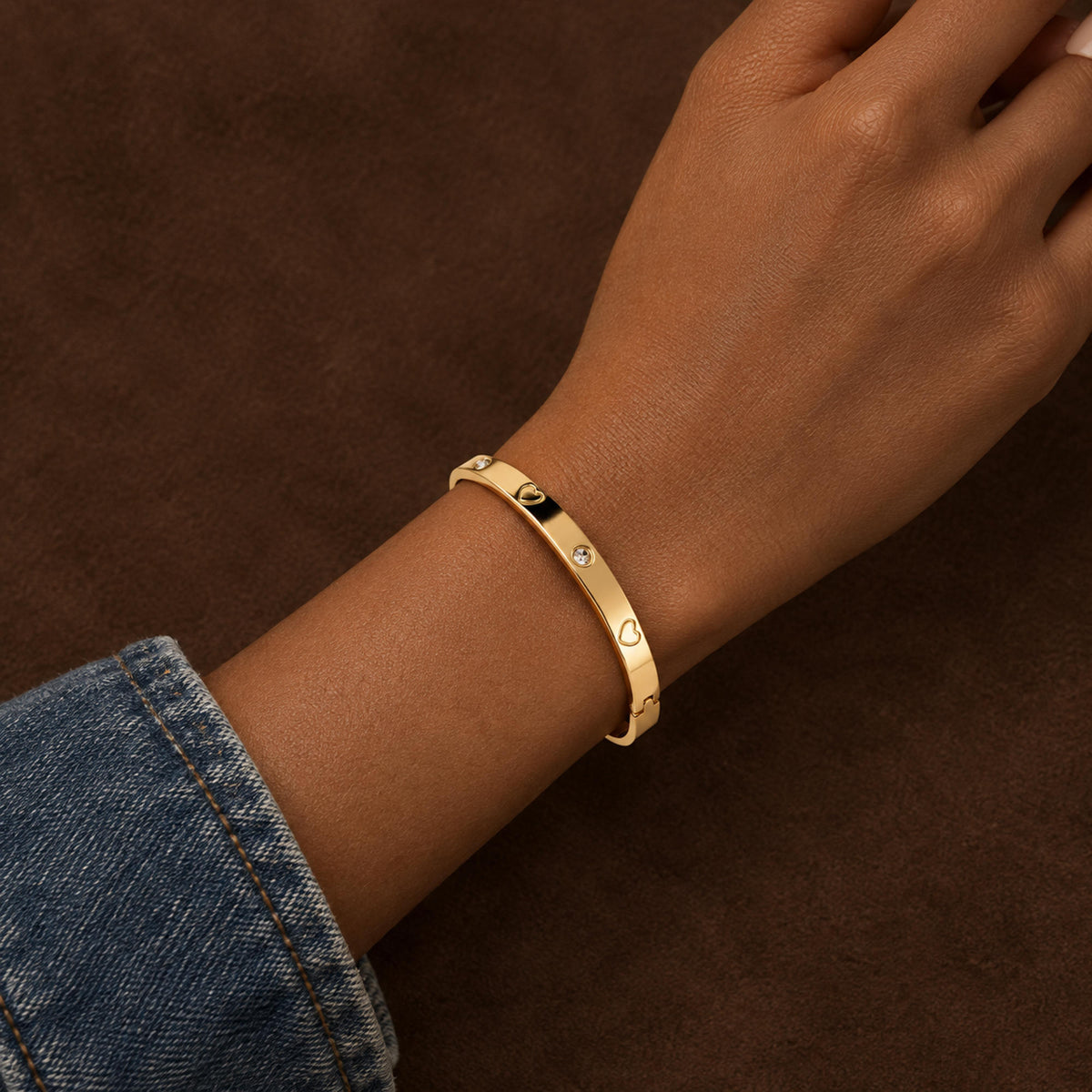 Brazalete con cristales y corazones broche a presion 6cm