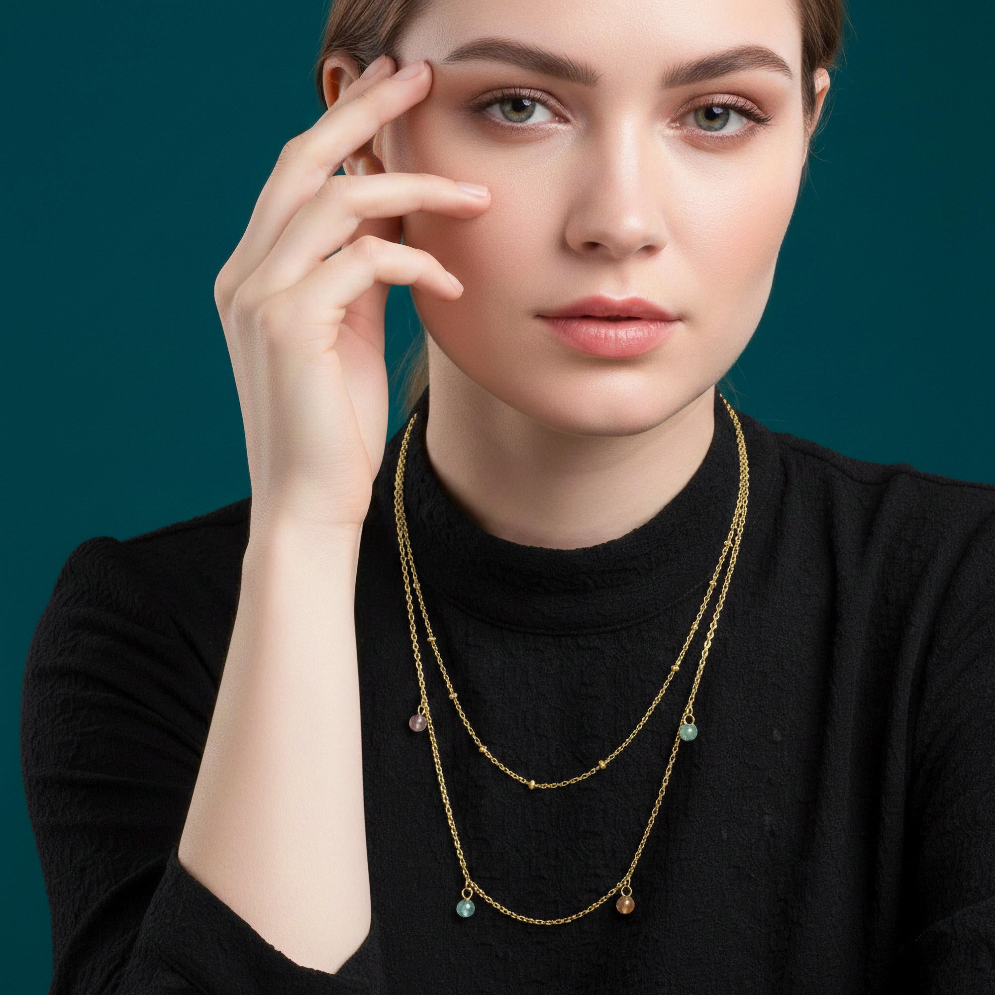 Collar doble con piedras colgantes 40-45cm