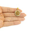 Dije de triquetas con circonias 18mm
