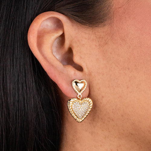 Arete colgante doble corazon acanalado circonias 30mm