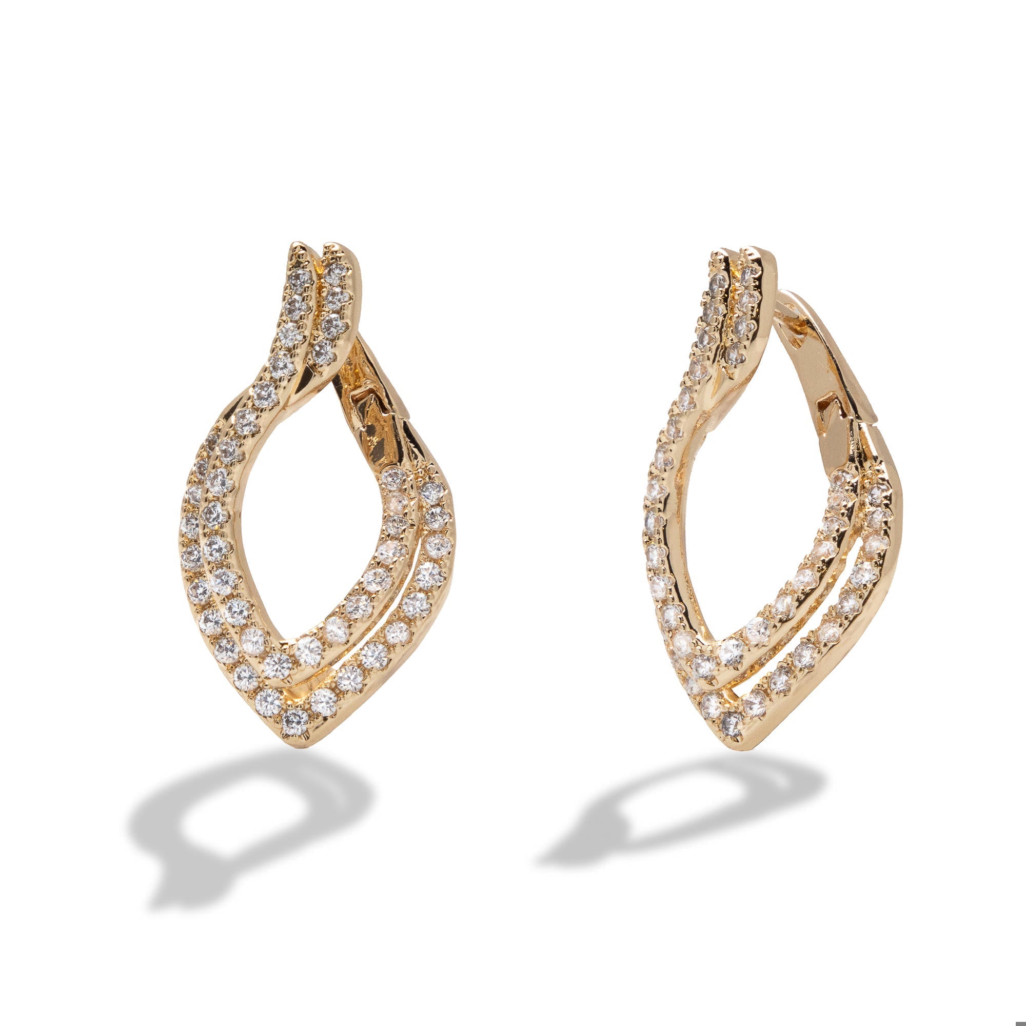 Arete con diseño doble de gota con circonias 30mm