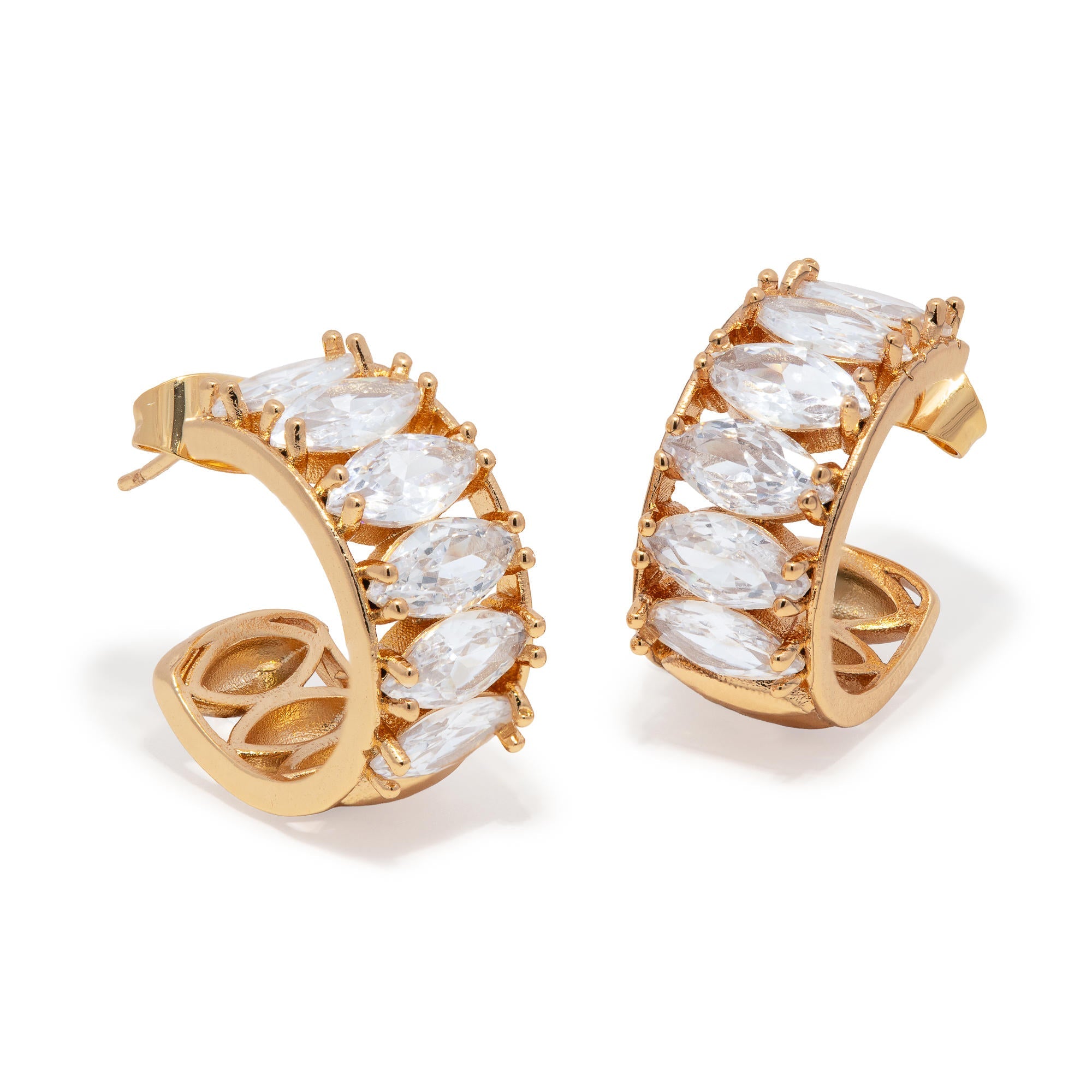 Media arracada ancha con diseño y circonias marquise 19mm