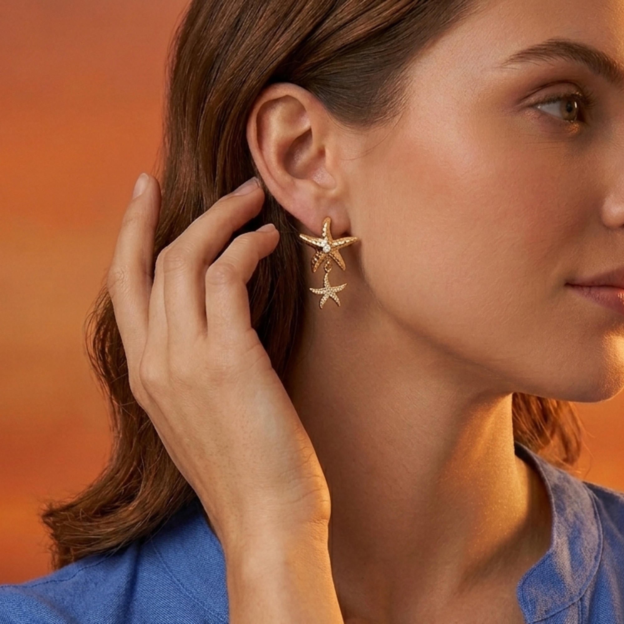 Aretes largos de estrellas de mar martillada y con circonias 40mm