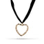 Collar tipo gamuza y silueta de corazon torcido 60-65cm