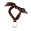 Bandana con dije de cuadro redondeado y perlas 65cm