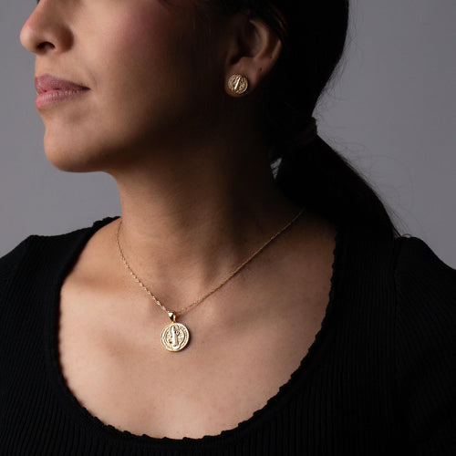 Juego con Medalla redonda de San Benito 45-50cm