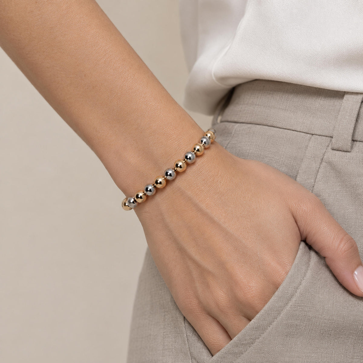 Pulsera ajustable de elastico con balines  6mm
