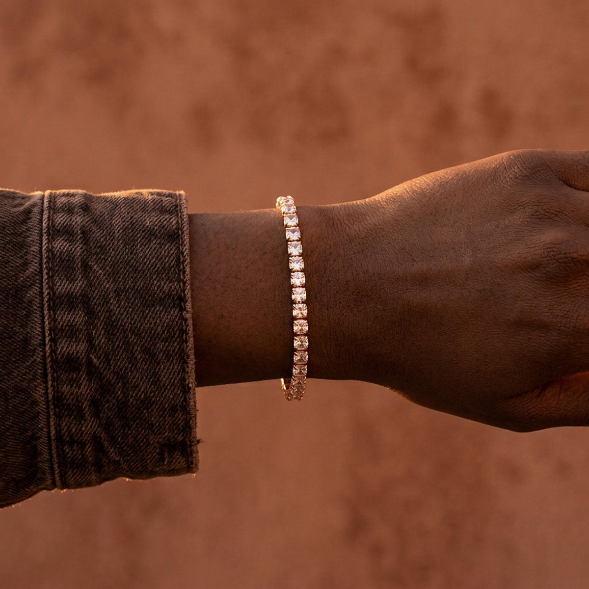 Pulsera de tenis con circonias y broche de caja 18cm