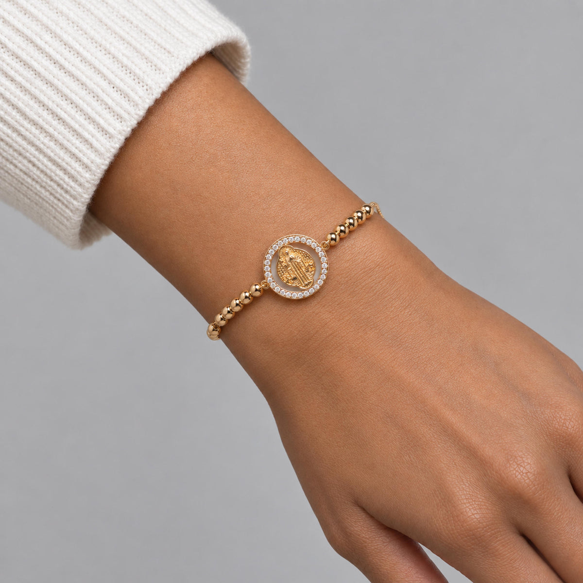 Pulsera ajustable de San Benito con esmaltado y circonias 18mm