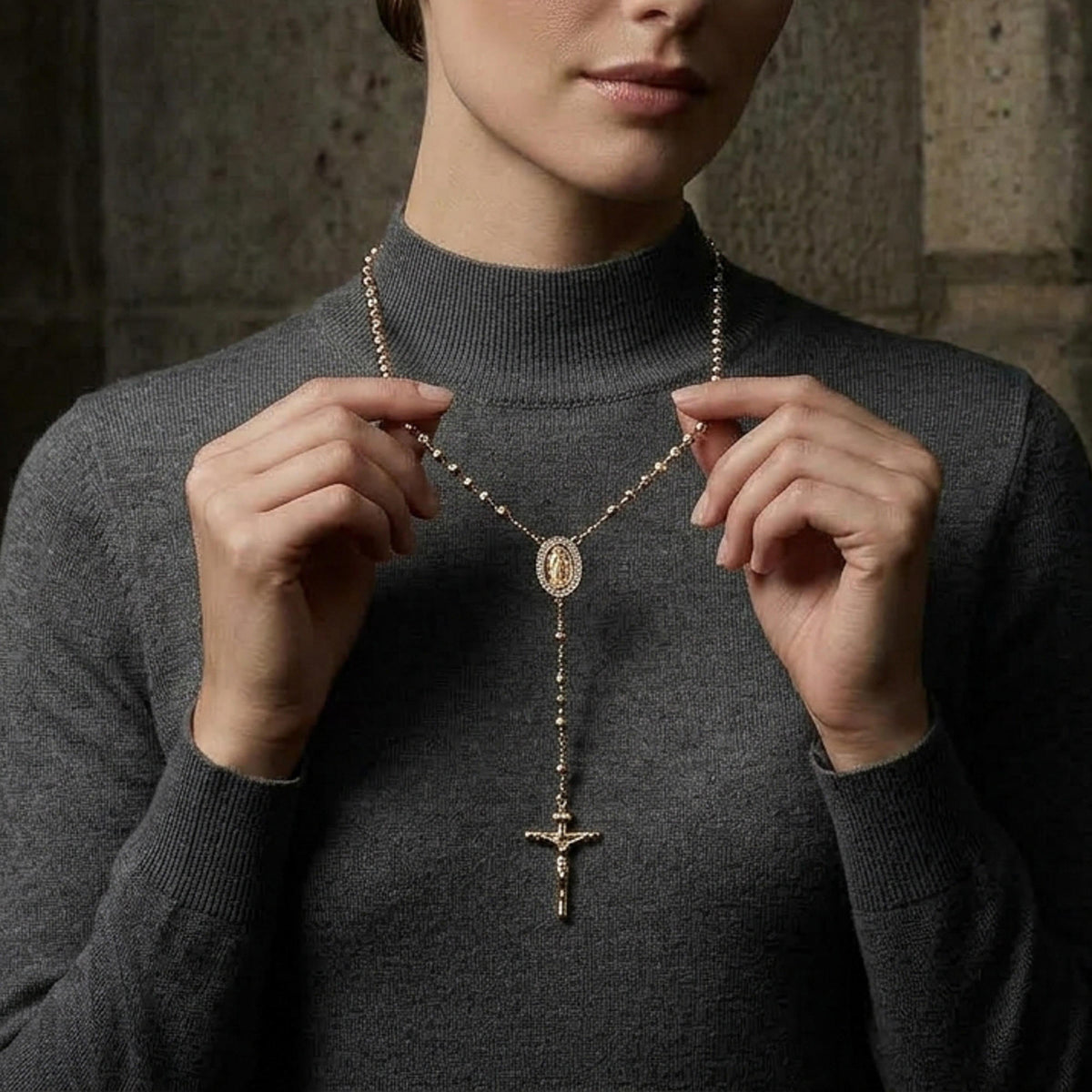 Rosario cuenta facetada 4mm Medalla aro con circonias Virgen de Guadalupe y Cruz 60cm