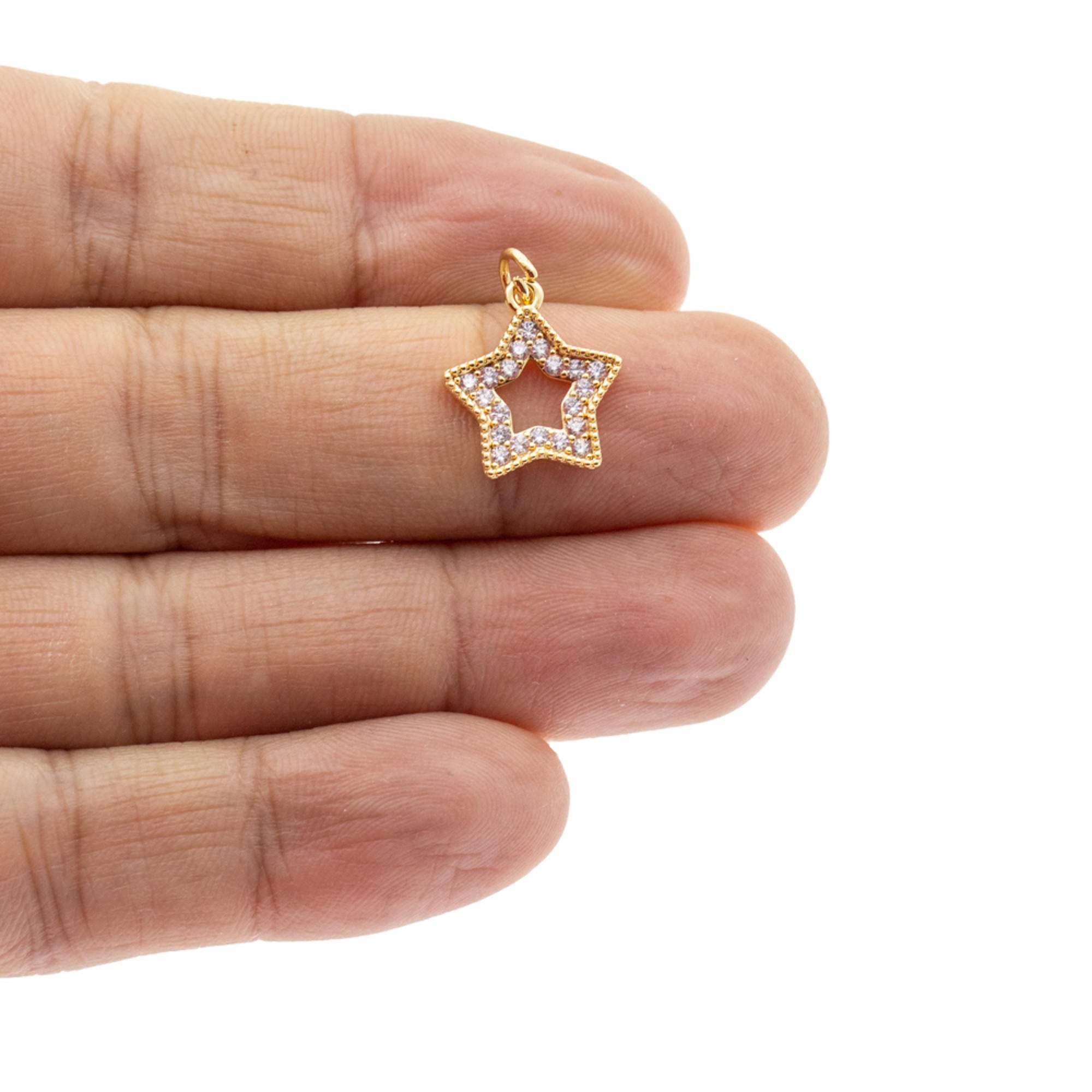 Dije de silueta estrella con circonias 13mm