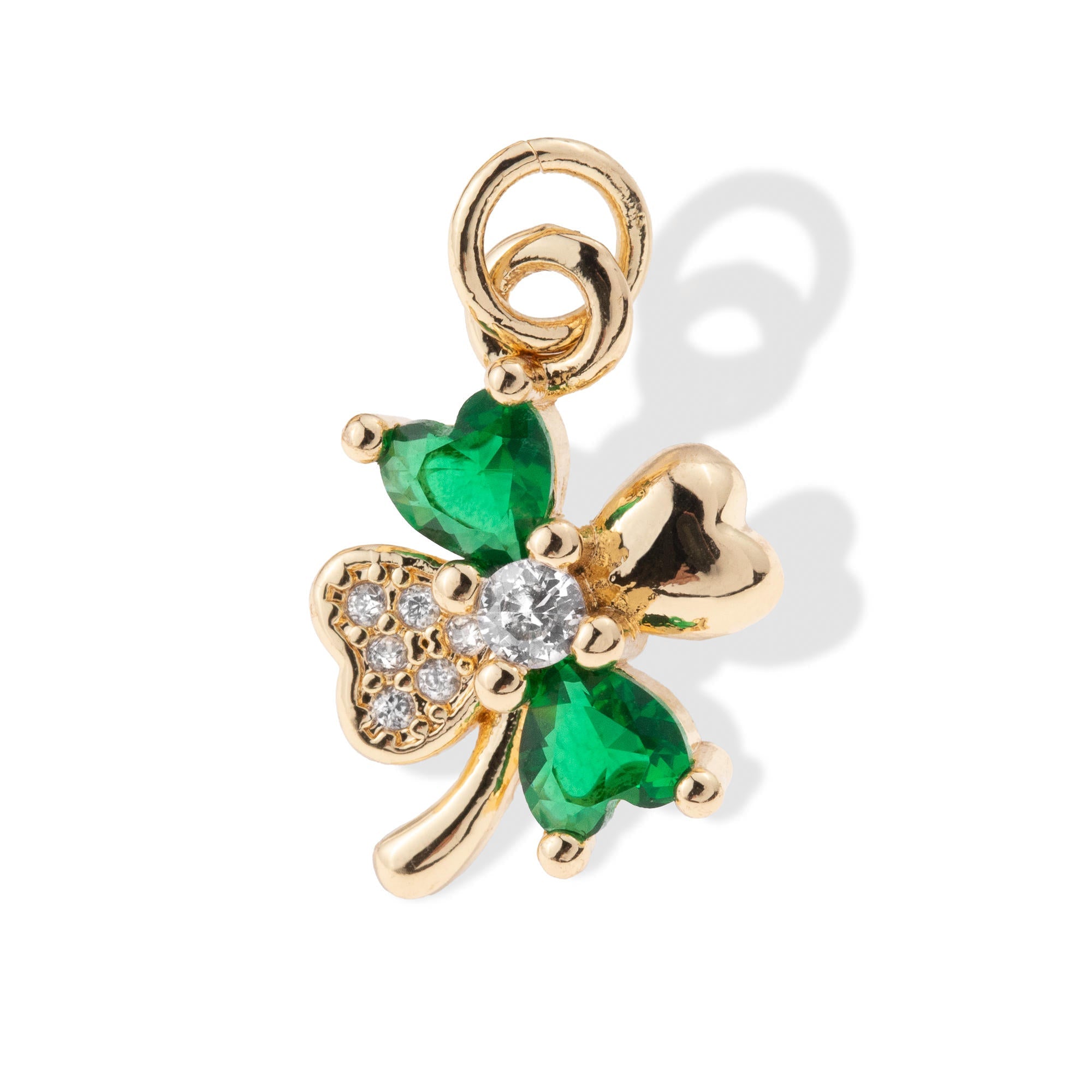 Dije de trebol con circonia de corazon verde esmeralda 16mm