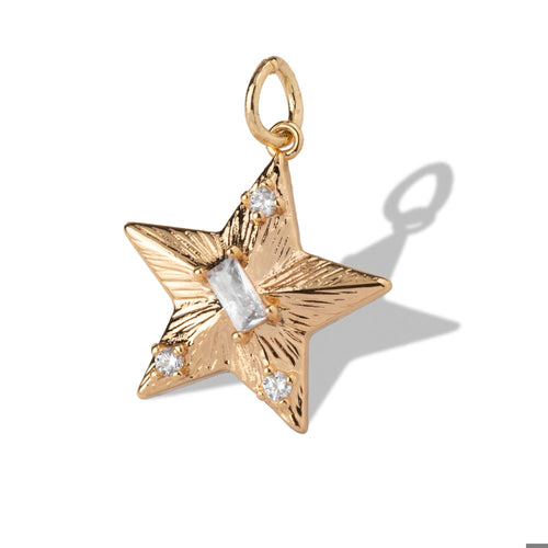 Dije estrella texturizada con circonias 17mm