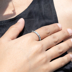 Anillo madre perla con cristales 2mm