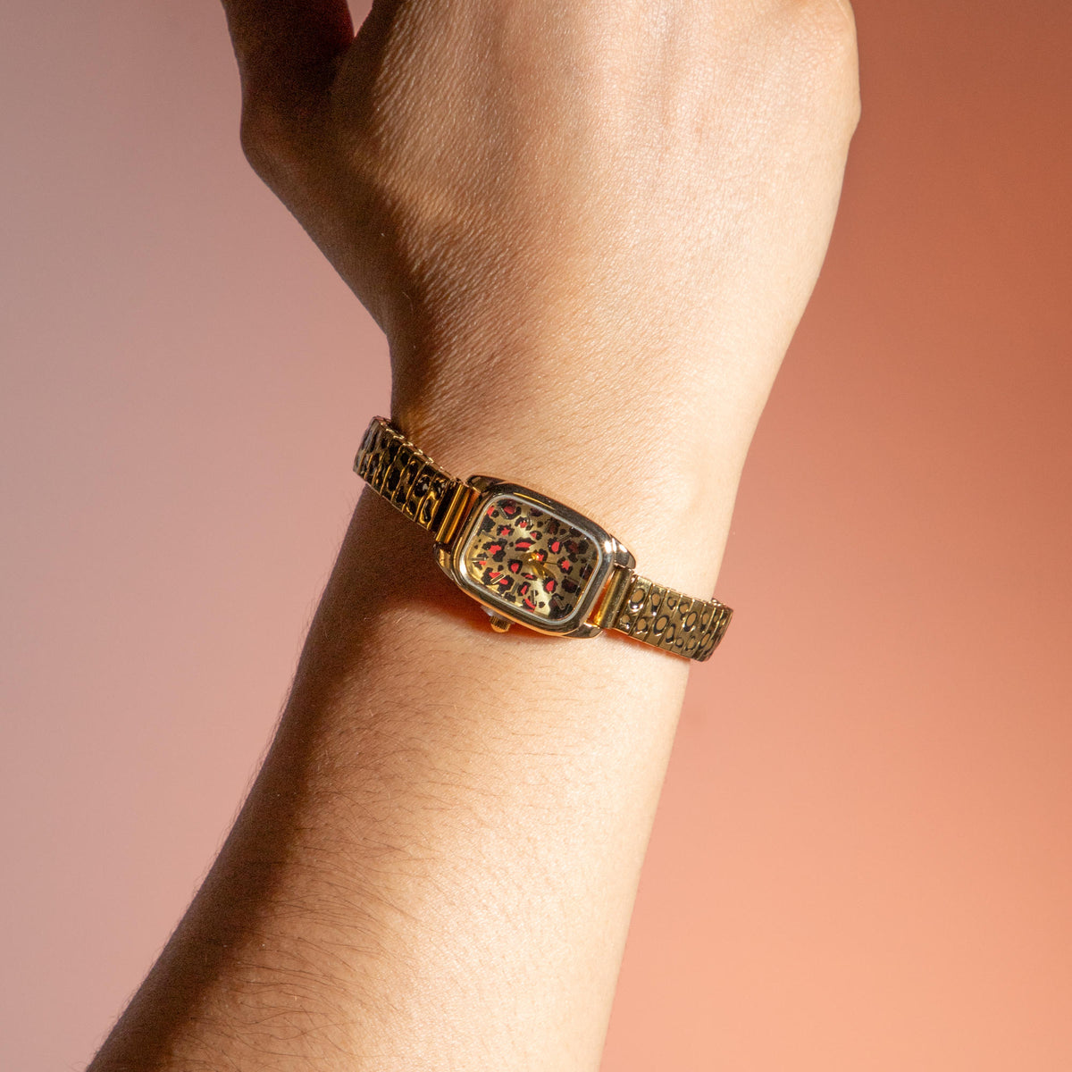 Reloj ajustable eslabon italiano caratula semi cuadrada animal print 25x20mm