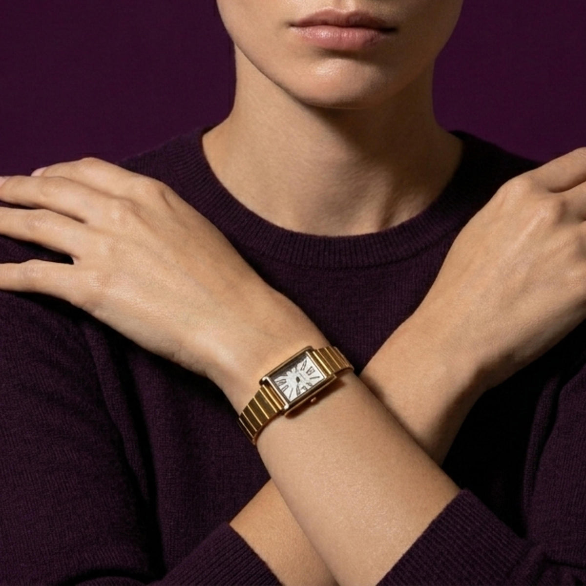 Reloj de extensible plano caratula cuadrada numeros romanos 21cm