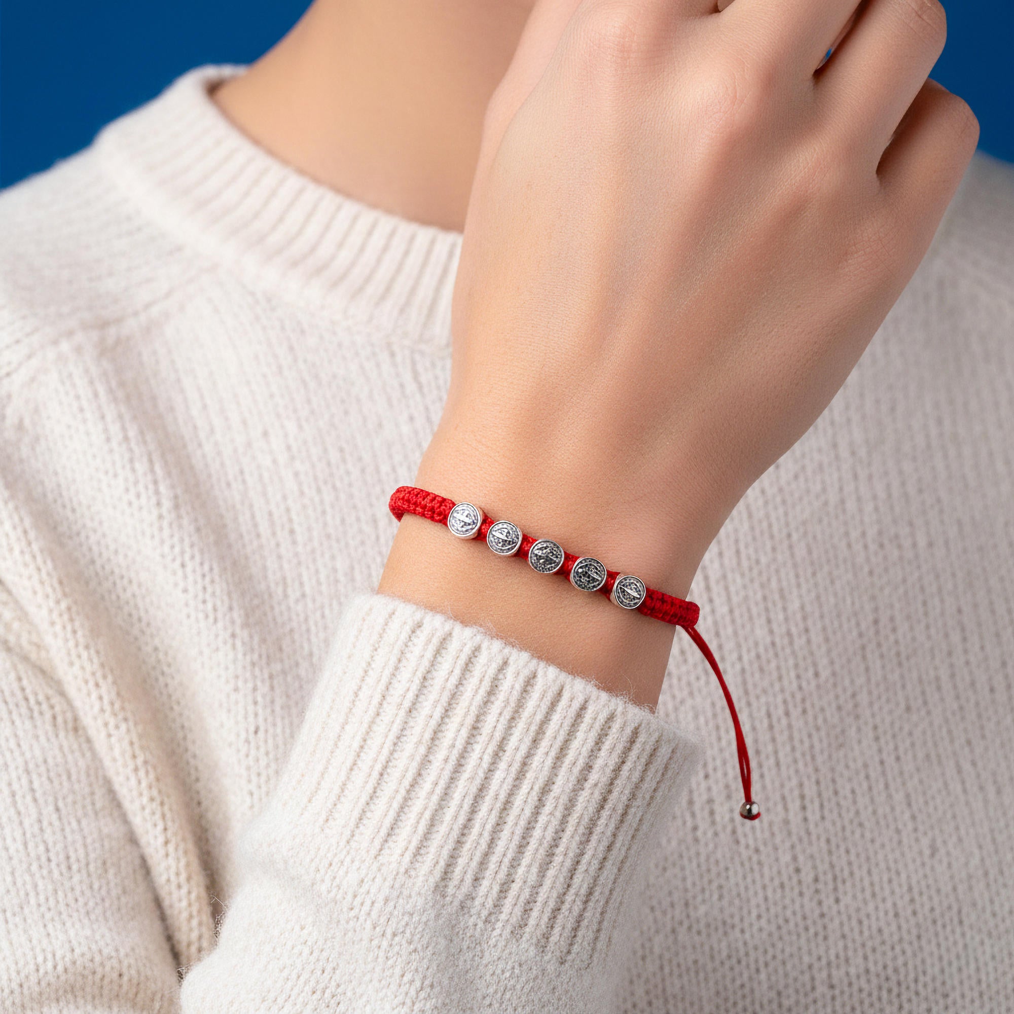 Pulsera de hilo ajustable con Medallas de San Benito 28cm