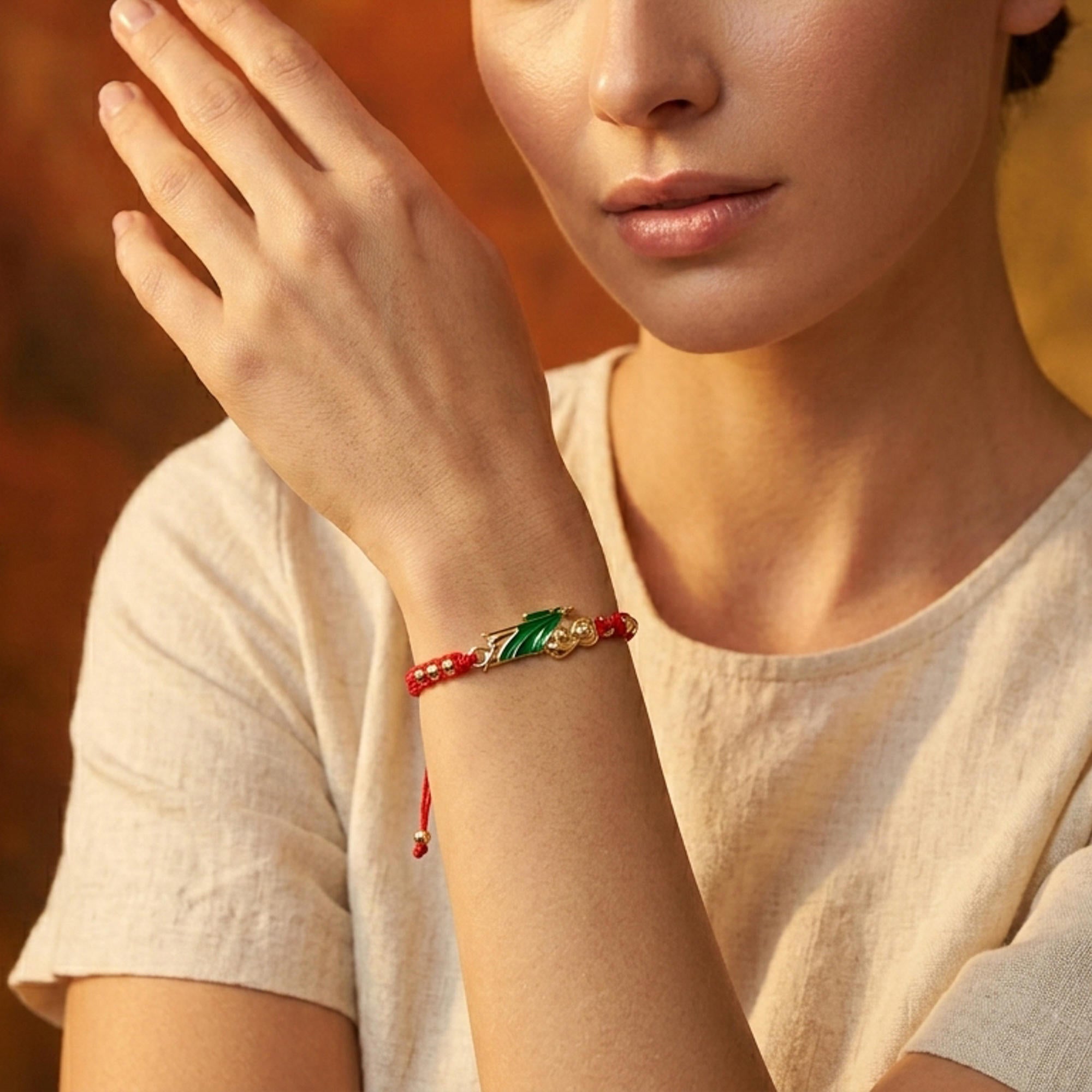 Pulsera de hilo ajustable con balines y San Judas Tadeo 11mm
