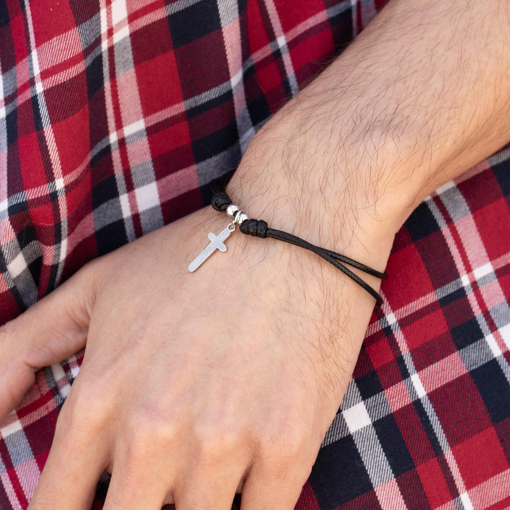 Pulsera ajustable de hilo encerado con Cruz lisa 14mm